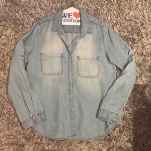 Chambray shirt with roll tab sleeve